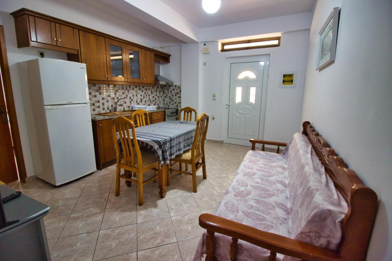 סרנדה Villa Roel מראה חיצוני תמונה