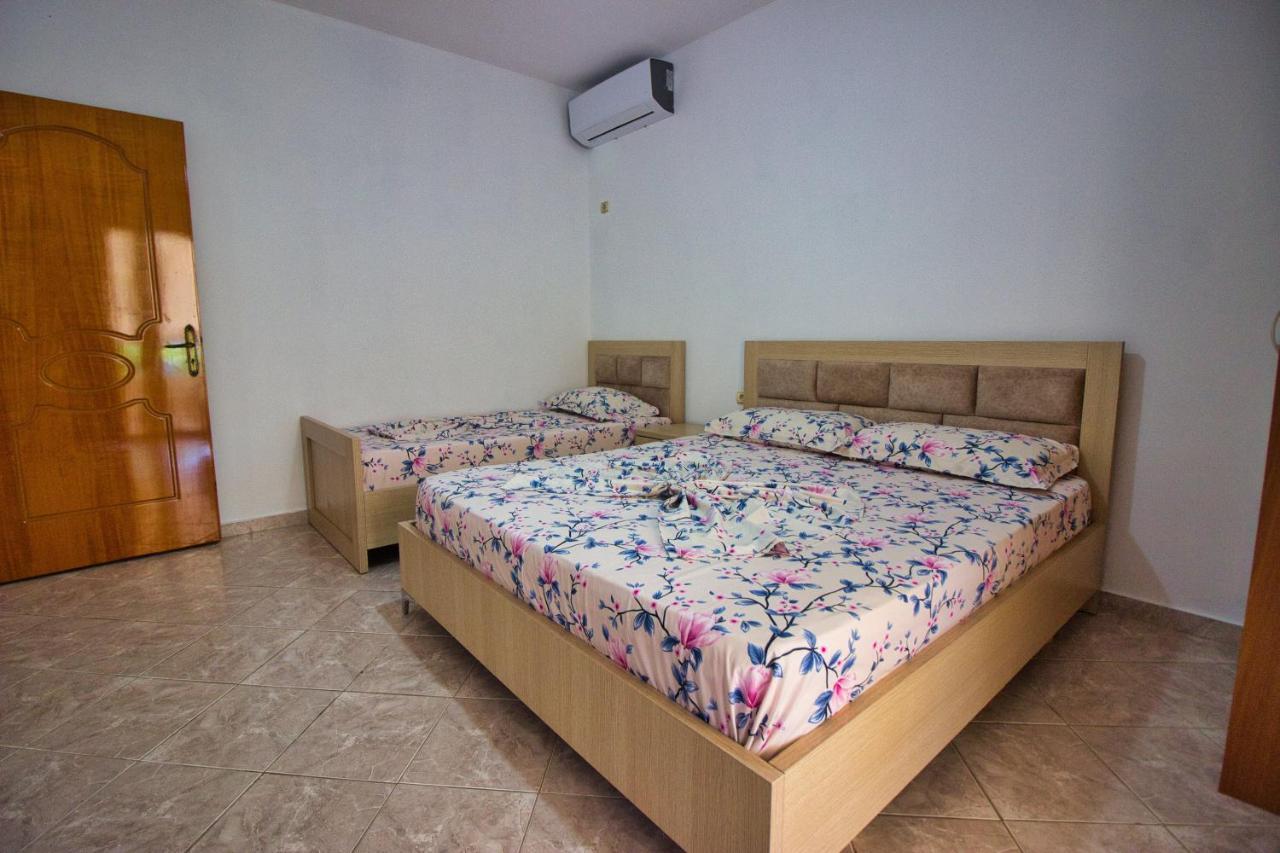 סרנדה Villa Roel מראה חיצוני תמונה