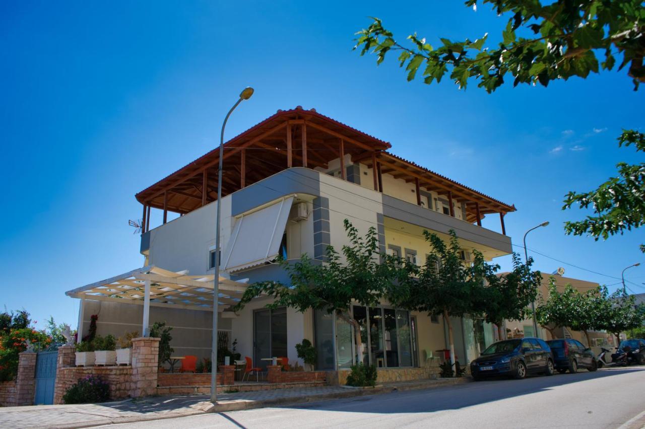 סרנדה Villa Roel מראה חיצוני תמונה