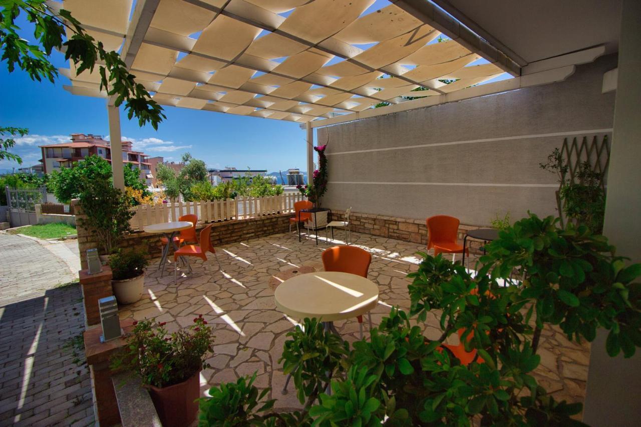 סרנדה Villa Roel מראה חיצוני תמונה